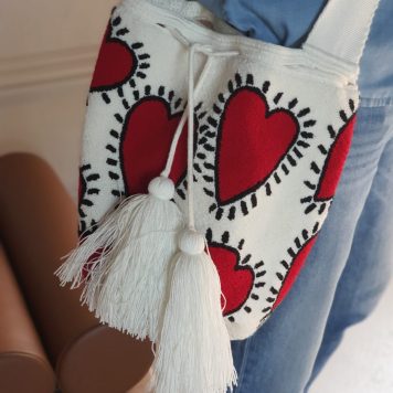 Wayuu Mochila Hearts